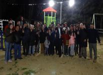 Alcalde Mellado y vecinos celebran nueva plaza activa en san Juan de la Sierra. Alcalde Mellado y vecinos celebran nueva plaza activa en san Juan de la Sierra.